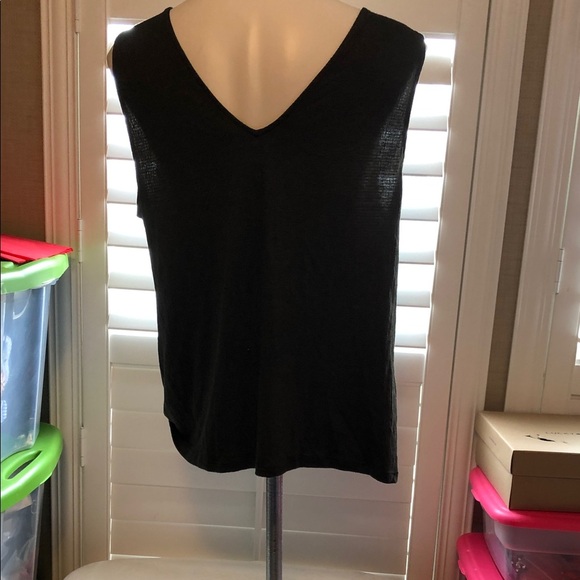 14th & Union Black Sleeveless Wrap Tank Top - Picture 5 of 9